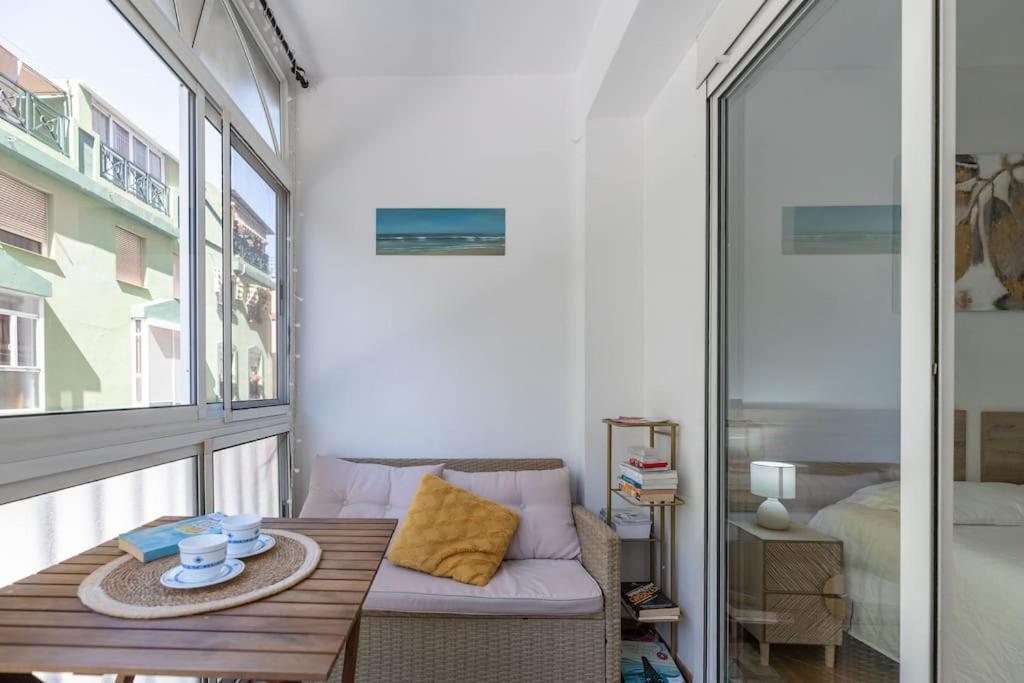 Encantador Apartamento Cerca Del Mar Málaga Exterior foto