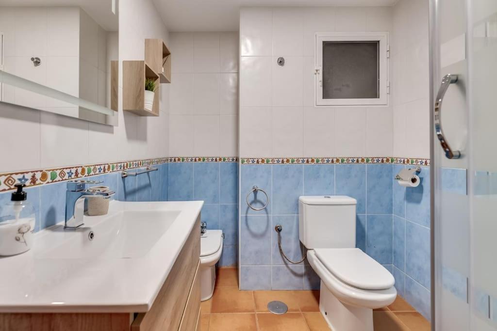 Encantador Apartamento Cerca Del Mar Málaga Exterior foto